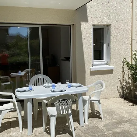 Apartman : Rez-de-jardin Proche Plage, Animaux Acceptes, Tv, Wi-fi Optionnel - Fr-1-487-331 *