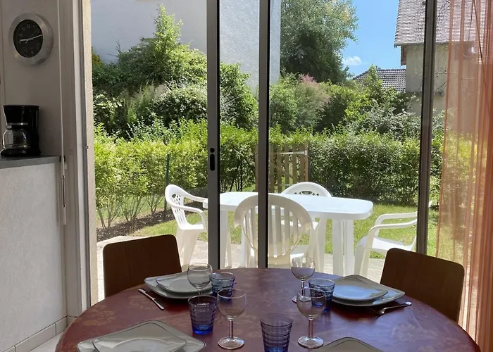 : Rez-de-jardin Proche Plage, Animaux Acceptés, Tv, Wi-fi Optionnel - Fr-1-487-331 * Cabourg